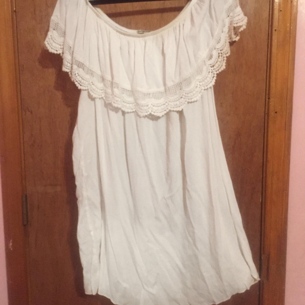 Charlotte Russe Off-the-Shoulder Dress (3X)